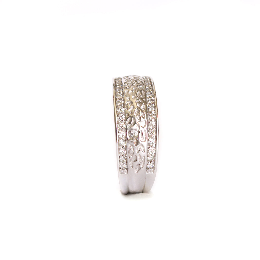 Animal Track With Diamond Border White Gold Ring