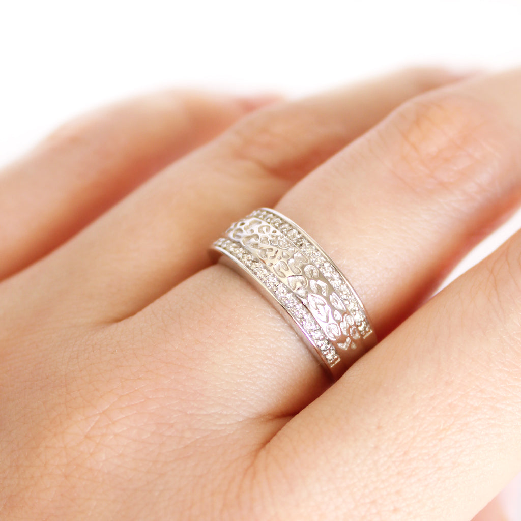 Animal Track With Diamond Border White Gold Ring