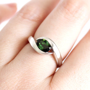 Curvaceous Split Band Oval Green Tourmaline White Gold Ring