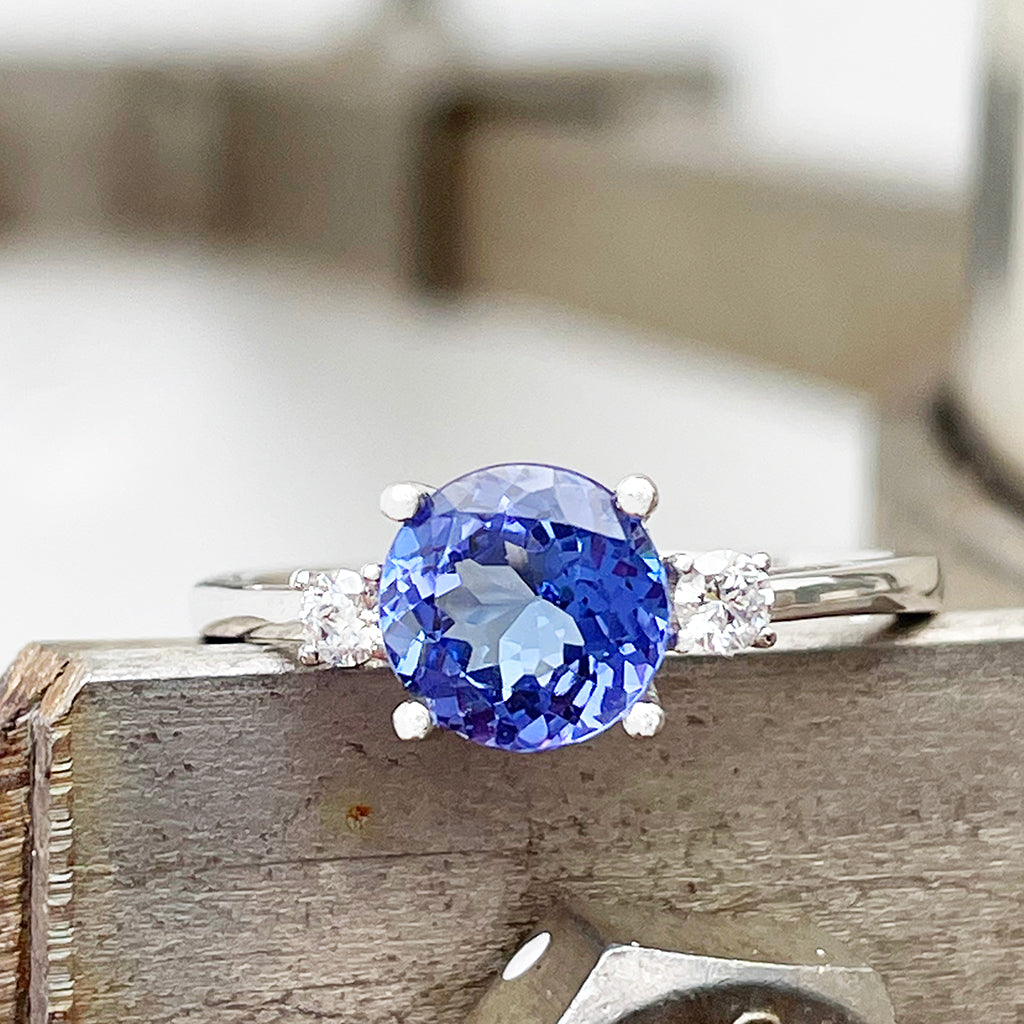 Tanzanite and Diamond ring