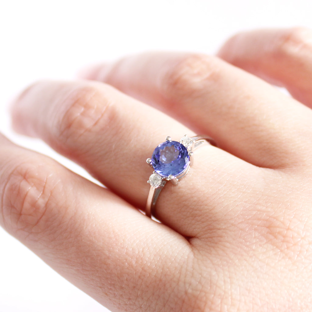 Elegant Round Cut Tanzanite with Perfect Accents Diamond Ring