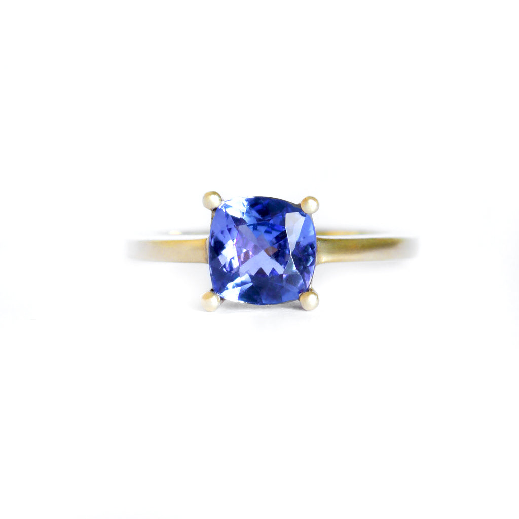 Elegant Solitaire Single Claw Cushion Cut Tanzanite Yellow Gold Ring