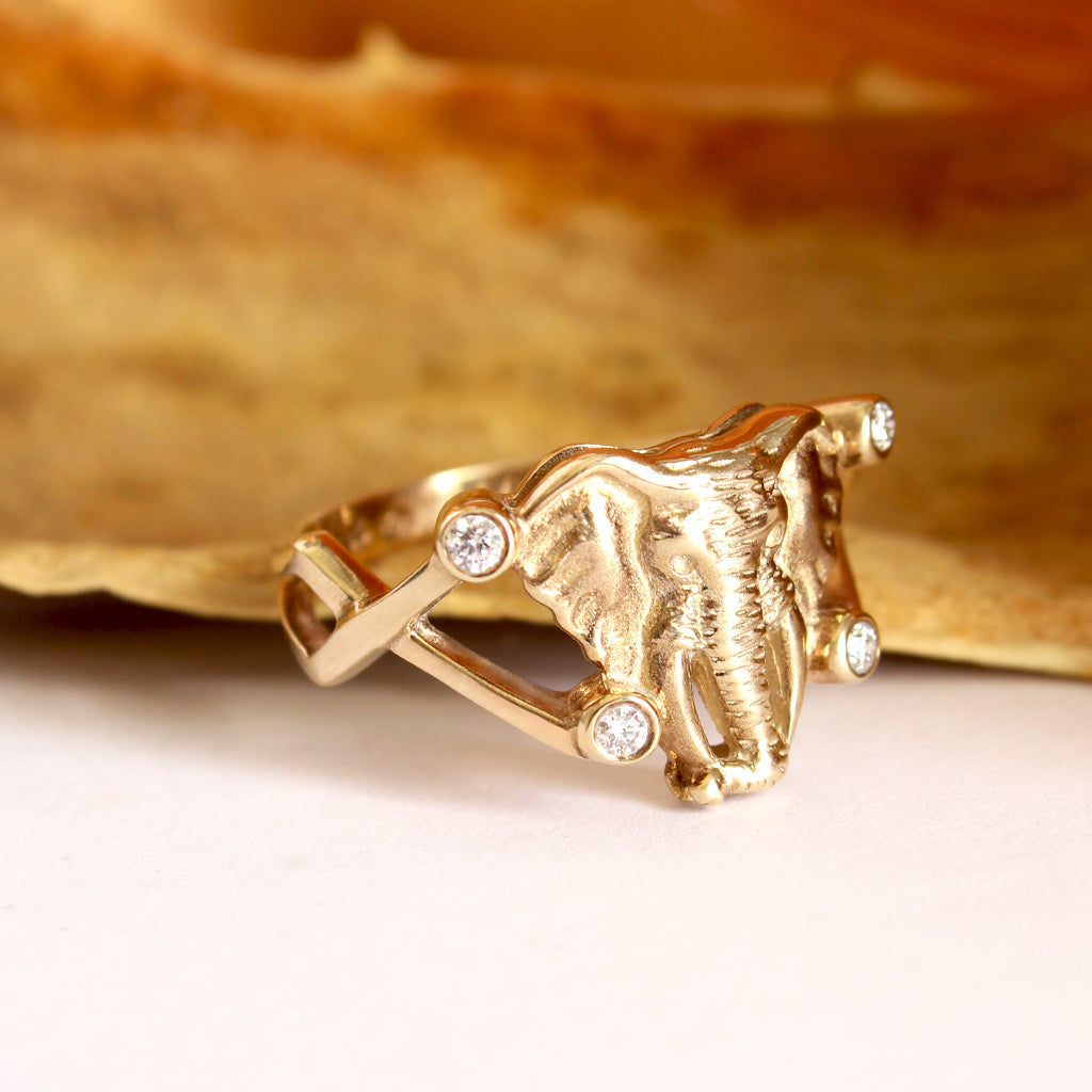 Elephant Head With Double Diamond Highlight Yellow Gold Ring