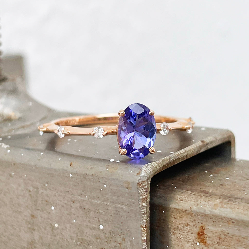 Tanzanite and diamond rose gold ring