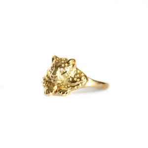 Enigmatic Resting Leopard Yellow Gold Ring