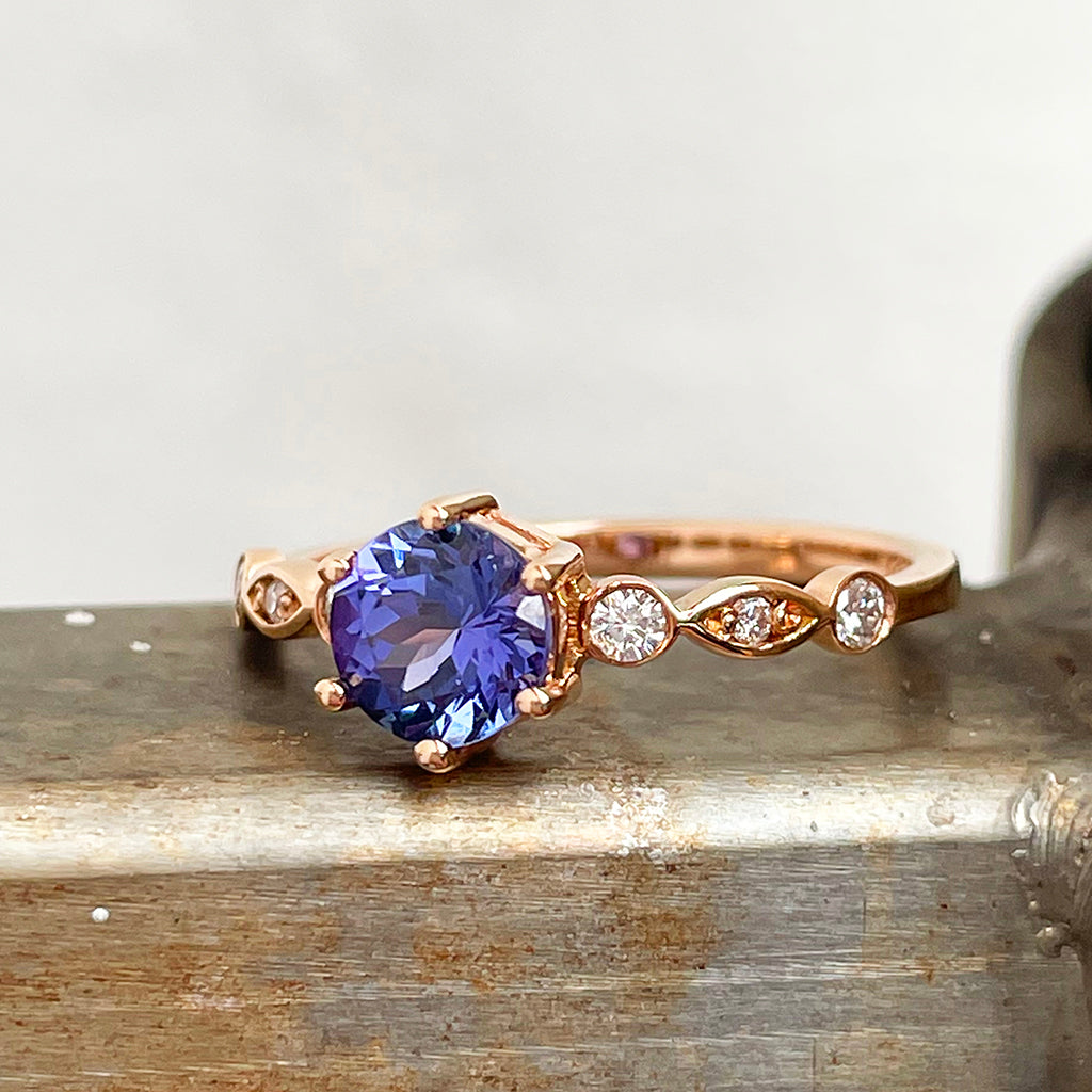 Tanzanite and Diamond band ring