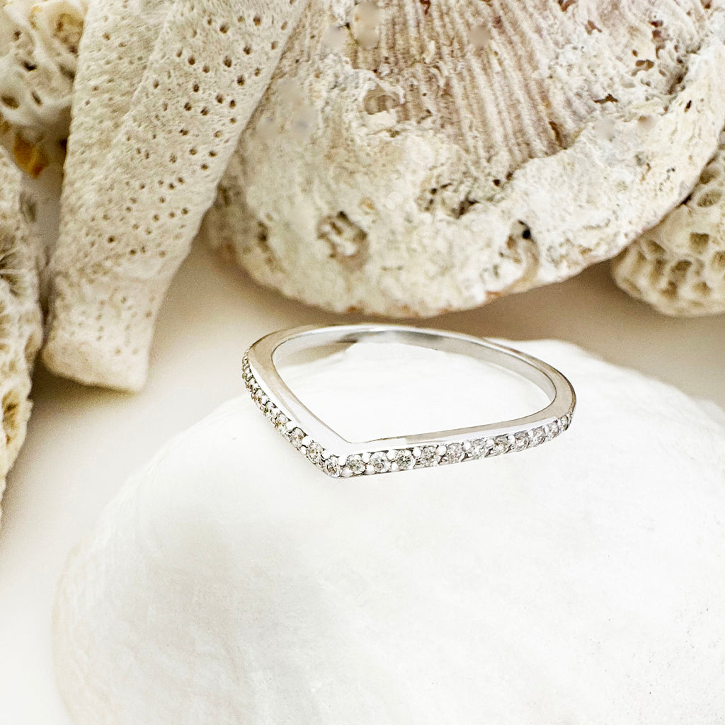 Gently Curved Diamond White Gold Crown Ring