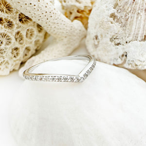 Gently Curved Diamond White Gold Crown Ring