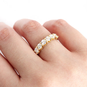 Gorgeous Six White Diamond Yellow Gold Ring