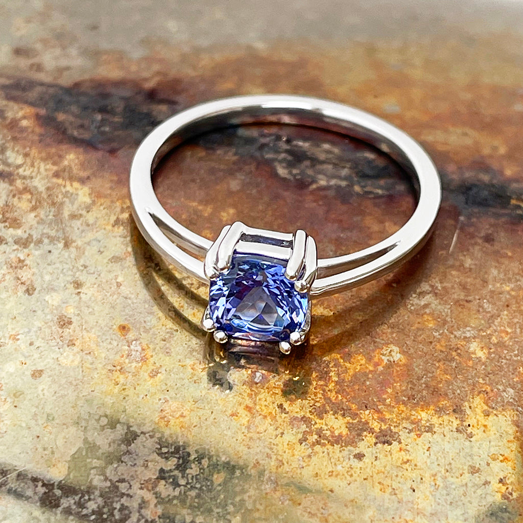 cushion cut tanzanite ring