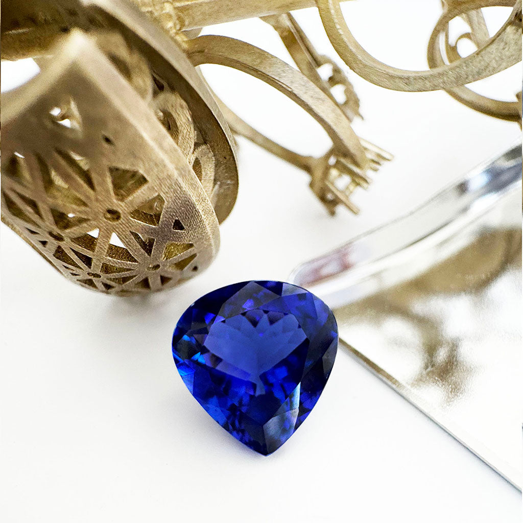 Tanzanite - violet/BLUE Modified Pear Cut - 5.32ct