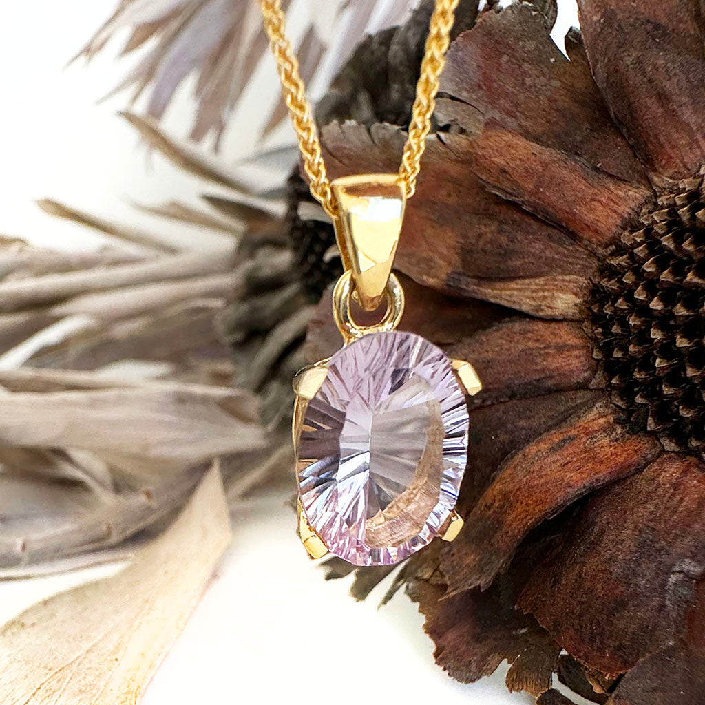 Striking Laser Cut Oval Pink Amethyst Yellow Gold Pendant