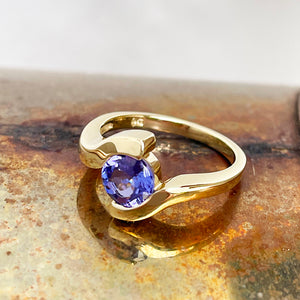 Tanzanite Yellow Gold ring