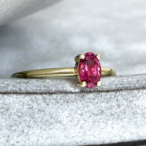 Simply Beautiful Solitaire Oval Cut Pink Tourmaline Yellow Gold Ring