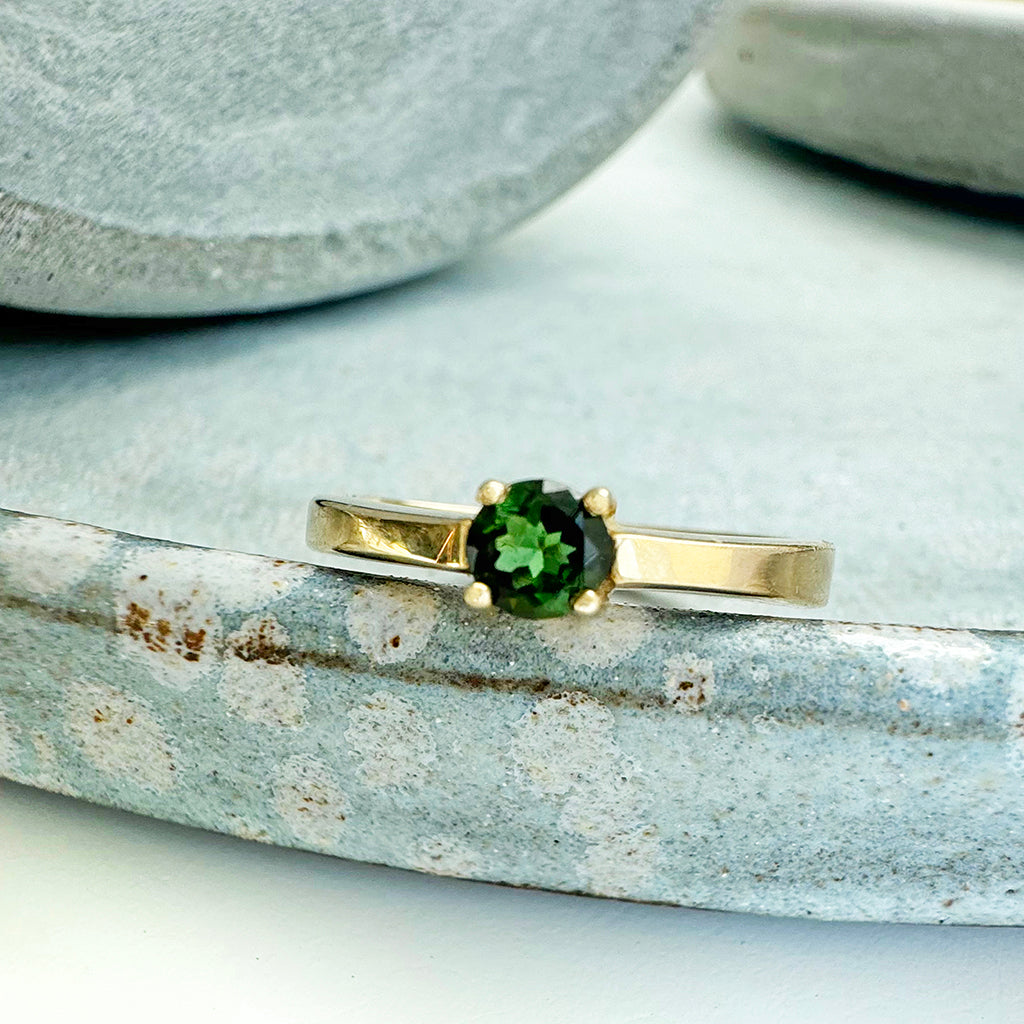 Solitaire Green Tourmaline Yellow Gold Ring