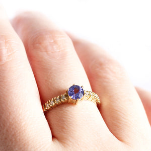 Stunning Solitaire Tanzanite with Diamond Shoulder Yellow Ring