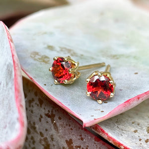 Classic Yellow Gold Six Claw Garnet Studs