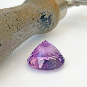 Amethyst - Purple Round Cut - 15.82ct