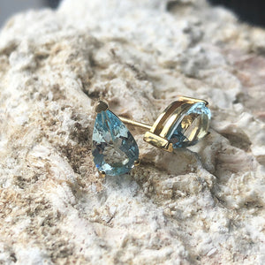 Aquamarine Pear Cut Yellow Gold Studs