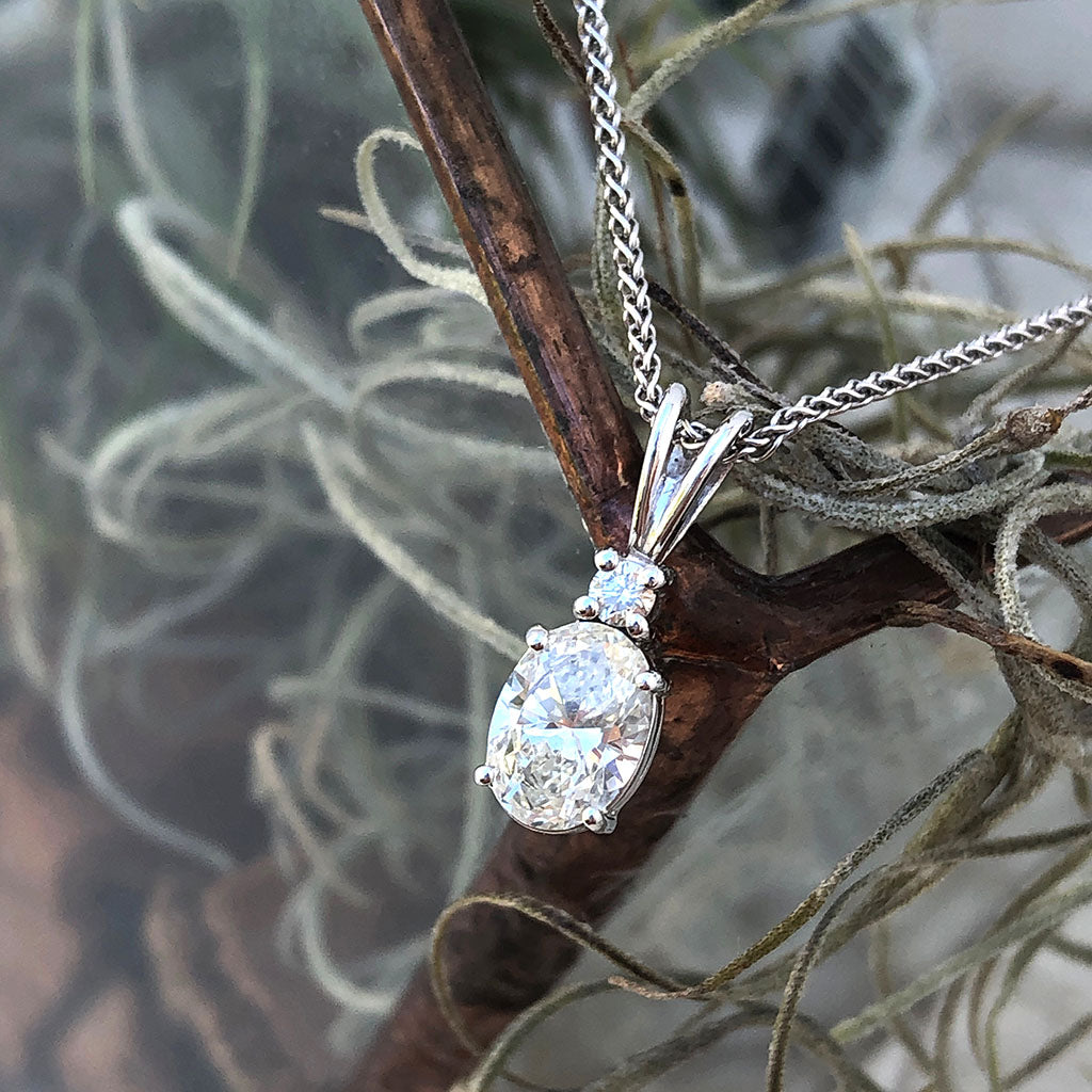 Elegant Hand Crafted Split Bale Oval Diamond Pendant