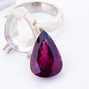 Garnet - Rhodolite Pear Cut - 10.82ct