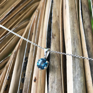 Elegant Round Cut Blue Topaz Pendant and Chain