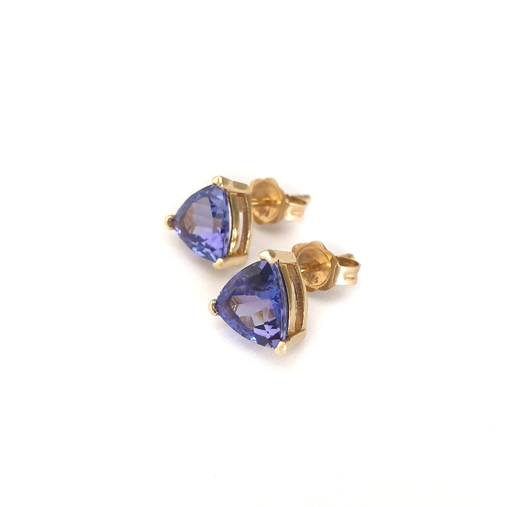 Classic Trilliant Cut Tanzanite Yellow Gold Claw Studs