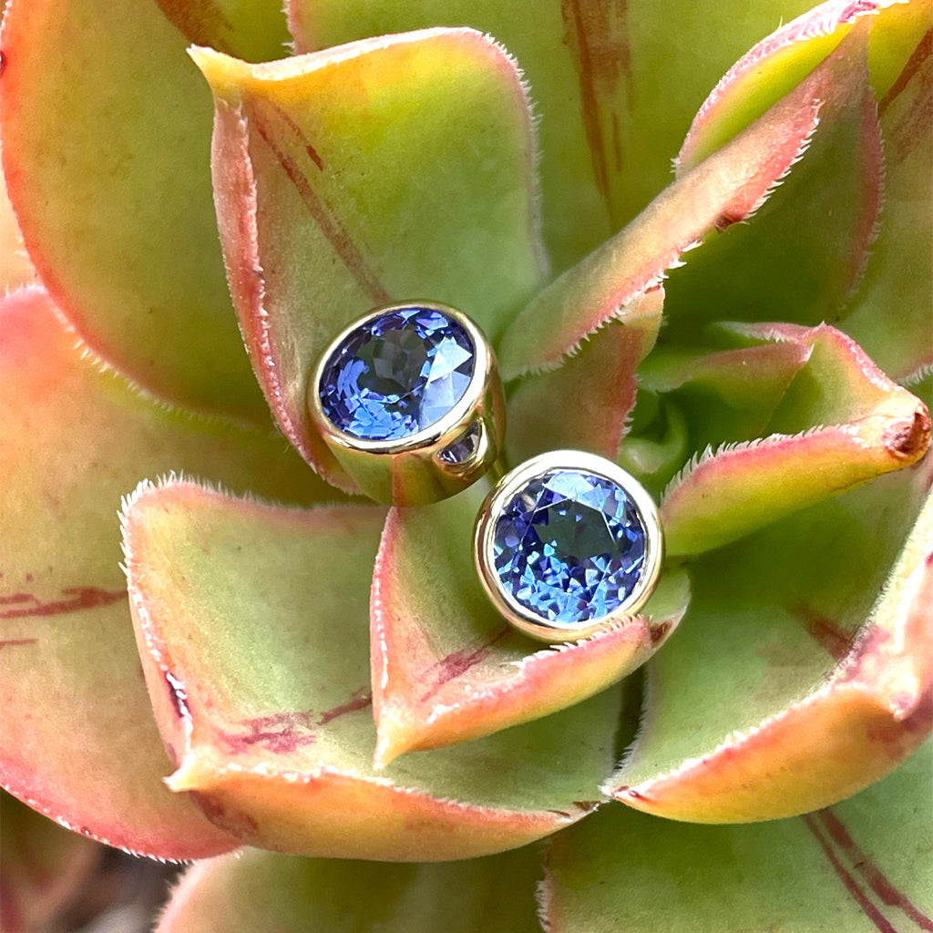 Classic Round Cut Tanzanite Yellow Gold Bezel Set Studs