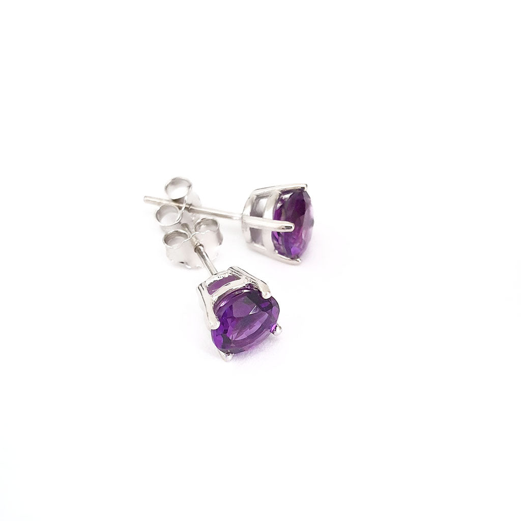 Silver 4 Claw Amethyst Studs 7mm x 7mm