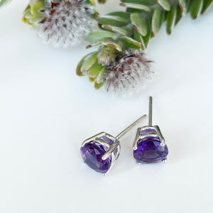 Silver 4 Claw Amethyst Studs 7mm x 7mm