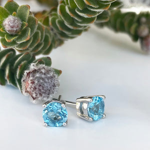 Silver 4 Claw Blue Topaz Studs 7mm x 7mm