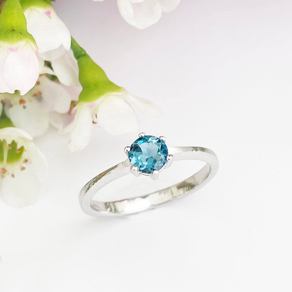 Silver Solitaire Six Claw London Blue Topaz Ring