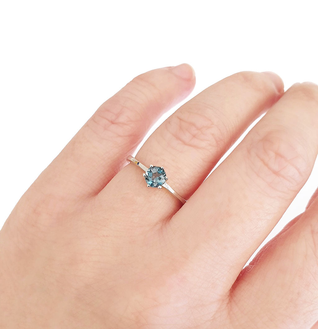 Silver Solitaire Six Claw London Blue Topaz Ring